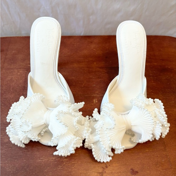 NWOB Gianni Bini x Venita Aspen Harlow Pearl Bow Dress Sandals - Picture 2 of 9